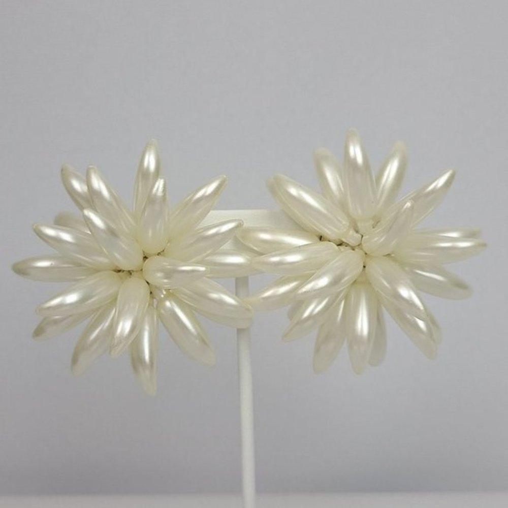 Vintage Statement Cream Flower Clip On Earrings